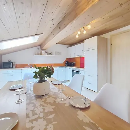 Holzegger By Interhome شقة هارت إم زيلرتال